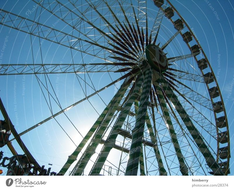 the big wheel Colour photo Multicoloured Exterior shot Detail Deserted Copy Space left Copy Space right Copy Space top Day Evening Twilight Light Reflection