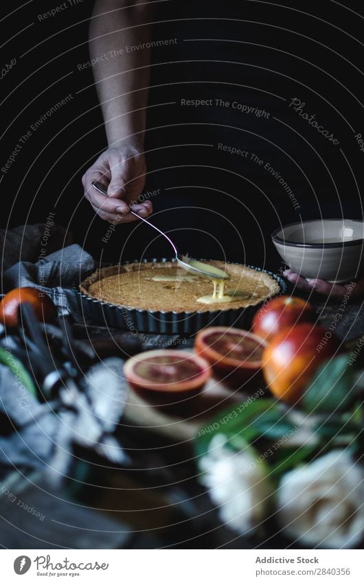 Cook putting custard on tart Sweet Baked goods Rustic Delicious Human being Cream Putt Dessert Food Fresh Tasty Home-made Gourmet Bakery Snack Breakfast Healthy