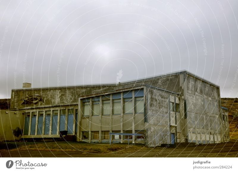 Iceland Village Deserted House (Residential Structure) Swimming pool Manmade structures Wall (barrier) Wall (building) Dark Sharp-edged Gloomy Moody Loneliness