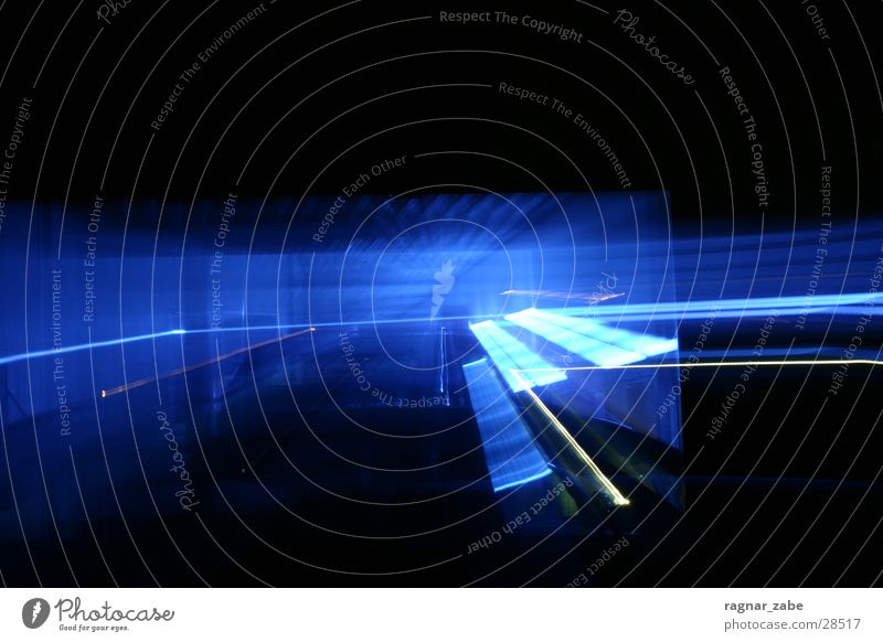 What's that? -blue light ! Blue Light Long exposure Car passat wash street