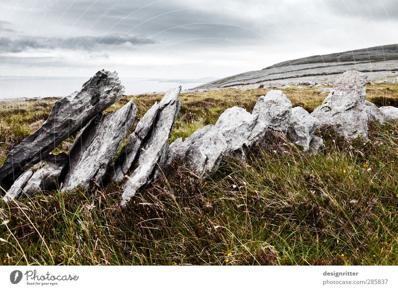 To Bhoireann Vacation & Travel Tourism Grass Hill Rock Mountain Old Sharp-edged Firm Historic Safety Protection Calm Unwavering Bizarre Loneliness Past