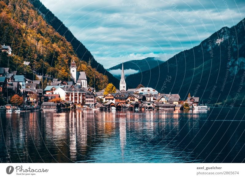 Hallstatt in autumn Vacation & Travel Tourism Trip Adventure Sightseeing Nature Landscape Beautiful weather Hill Lake Village Port City Populated