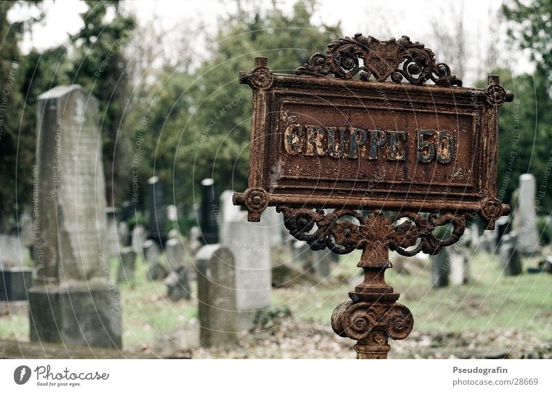 Group 50 Cemetery Vienna Tombstone Grave Historic Signs and labeling Rust