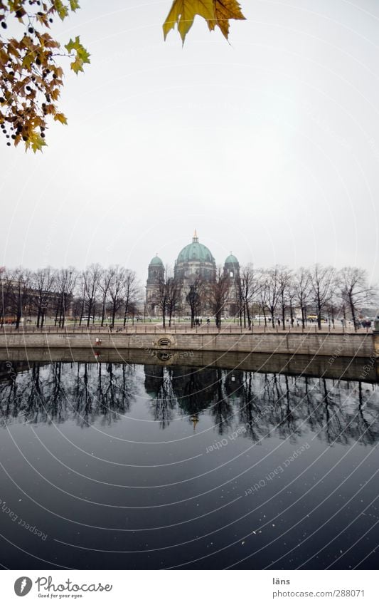 cathedral Dome Tourist Attraction Religion and faith Spree Autumn leaves Berlin Dominant Berlin Cathedral Colour photo Deserted Copy Space top Copy Space bottom