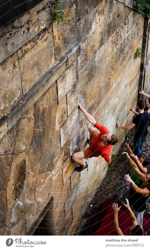 BOULDER Lifestyle Elegant Style Joy Leisure and hobbies Sports Climbing Mountaineering Human being Masculine Young man Youth (Young adults) 4 18 - 30 years