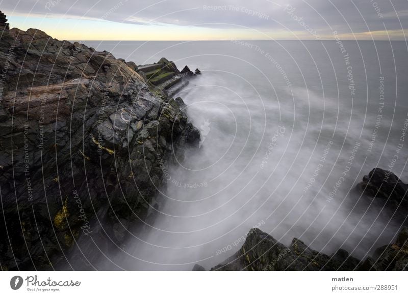 swell Nature Landscape Water Sky Clouds Horizon Autumn Weather Bad weather Rock Canyon Coast Fjord Ocean Deserted Swimming pool Stairs Swimming & Bathing Brown