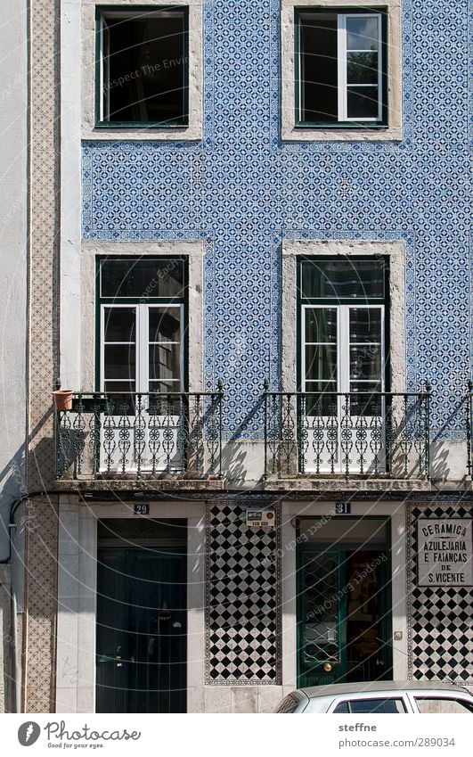 cross Lisbon Portugal Capital city Old town House (Residential Structure) Dream house Wall (barrier) Wall (building) Facade Window Esthetic Tile maiolika Life