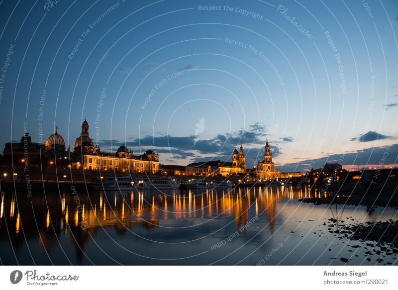 Where the heart beats Nature River Elbe Dresden Town Downtown Old town Skyline Tourist Attraction Landmark Exceptional Fantastic Historic Beautiful Blue Yellow