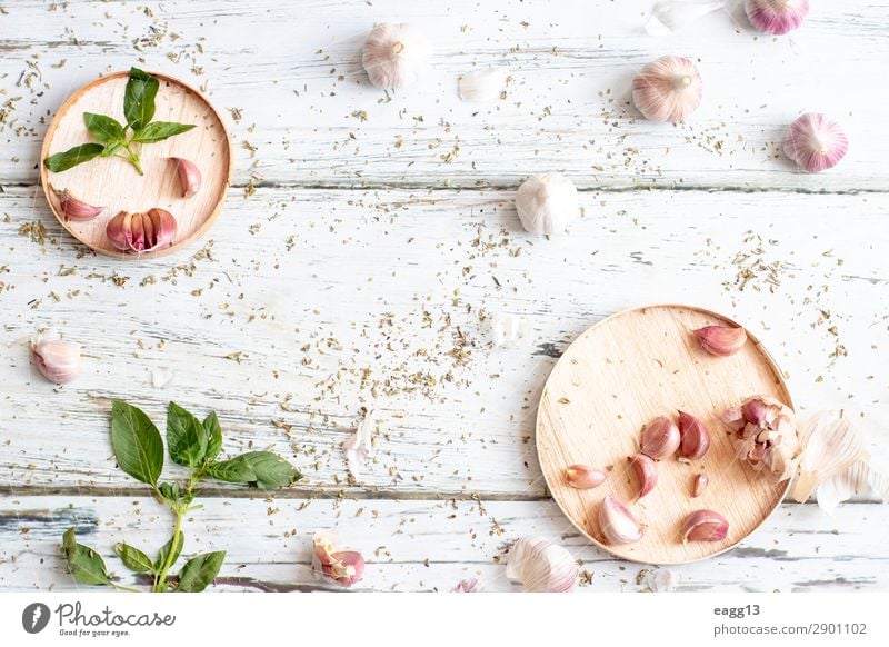 View of several heads of garlic, prepared for cooking Food Vegetable Herbs and spices Nutrition Eating Vegetarian diet Diet Life Kitchen Nature Plant Fresh