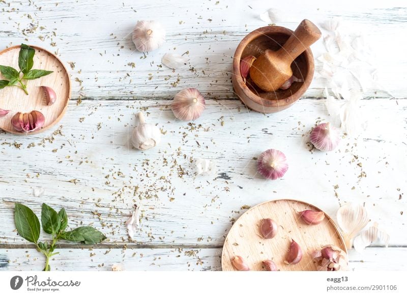 View of several heads of garlic, prepared for cooking Food Vegetable Herbs and spices Nutrition Eating Vegetarian diet Diet Life Kitchen Nature Plant Fresh