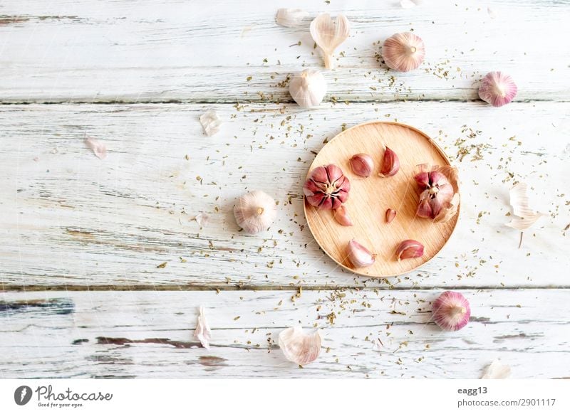 View of several heads of garlic, prepared for cooking Food Vegetable Herbs and spices Nutrition Eating Vegetarian diet Diet Life Kitchen Nature Plant Fresh