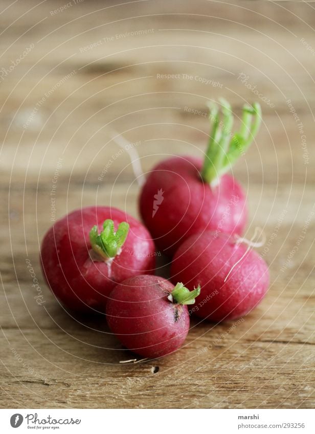 sharp photos (800) Vegetable Nutrition Eating Organic produce Vegetarian diet Green Red Tangy Tasty Wooden table Spicy Crunchy Delicious Colour photo