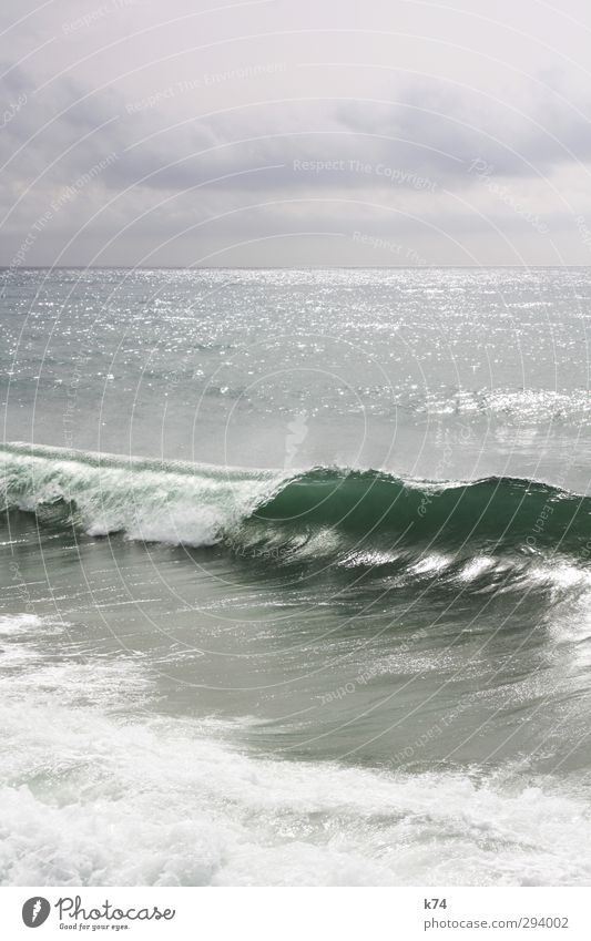 ola Landscape Sky Clouds Waves Coast Ocean Water Illuminate Horizon Far-off places Colour photo Subdued colour Exterior shot Deserted Copy Space top