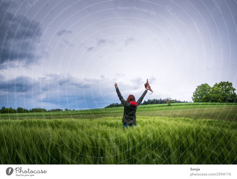 Young woman full of joie de vivre and freedom in the cornfield Lifestyle Joy Happy Leisure and hobbies Feminine Youth (Young adults) 1 Human being 18 - 30 years