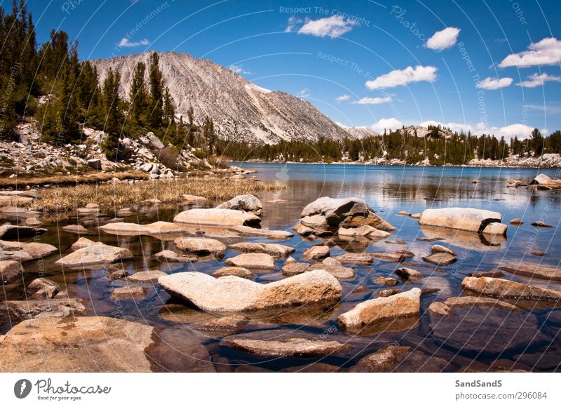 Mammoth Lakes Beautiful Vacation & Travel Mountain Nature Landscape Clouds Horizon Tree Park Rock Pond Bright Blue Green California USA america Basalt