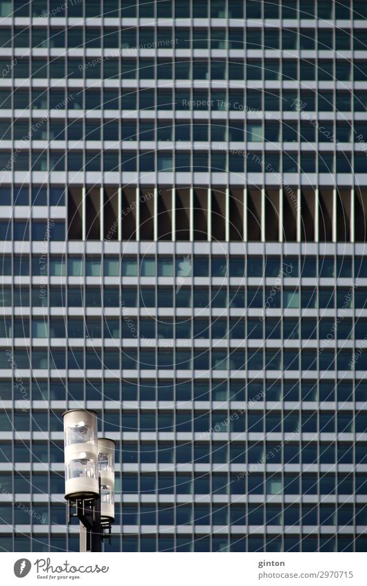 Street light in front of the City-Haus 1 High-rise Frankfurt Design Lamp Downtown Architecture Facade Sharp-edged Modern City House 1 Selmi skyscraper Lantern