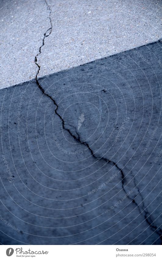 Tore around the corner Crack & Rip & Tear Concrete Stone Corner Structures and shapes Gray Shallow depth of field Detail Damage dilapidated Monument