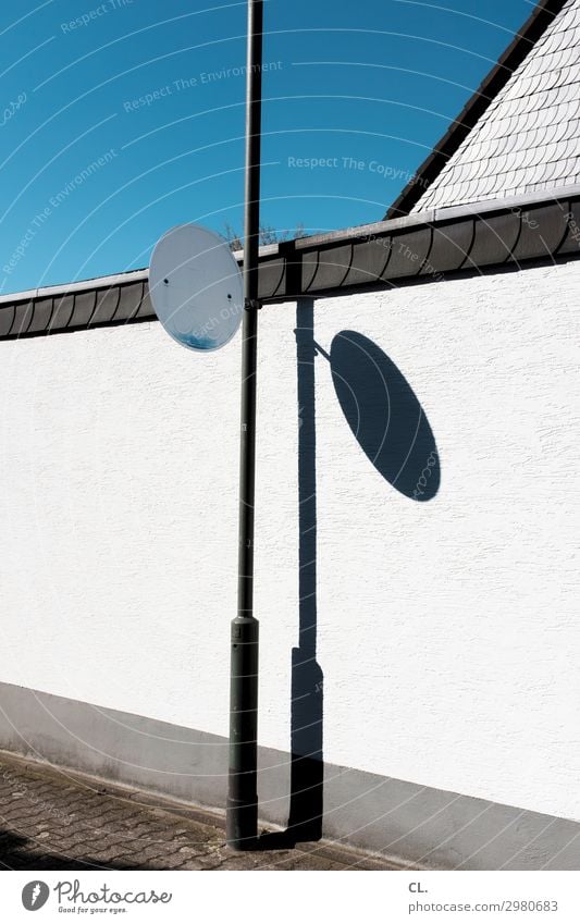 walking and cycling path (faded) Sky Cloudless sky Beautiful weather Deserted House (Residential Structure) Building Architecture Wall (barrier) Wall (building)