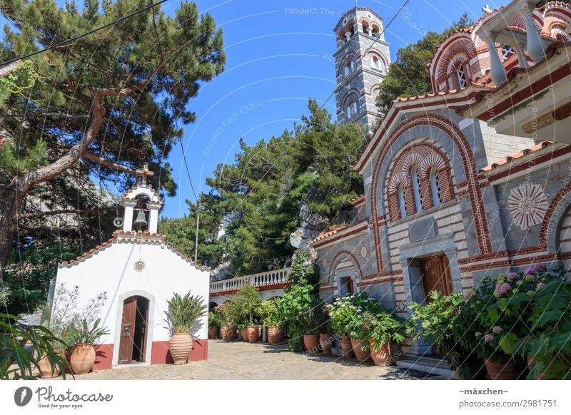 monasteries Foliage plant Village Church Tower Manmade structures Architecture Tourist Attraction Landmark Monument Vacation & Travel Europe Greece Crete