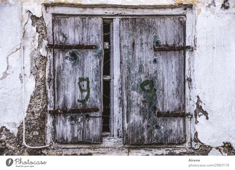 9 | 9 Ruin Old building Facade Window Shutter Wood Digits and numbers Dark Uniqueness Broken Gloomy Gray Modest Thrifty Creativity Decline Derelict Closed