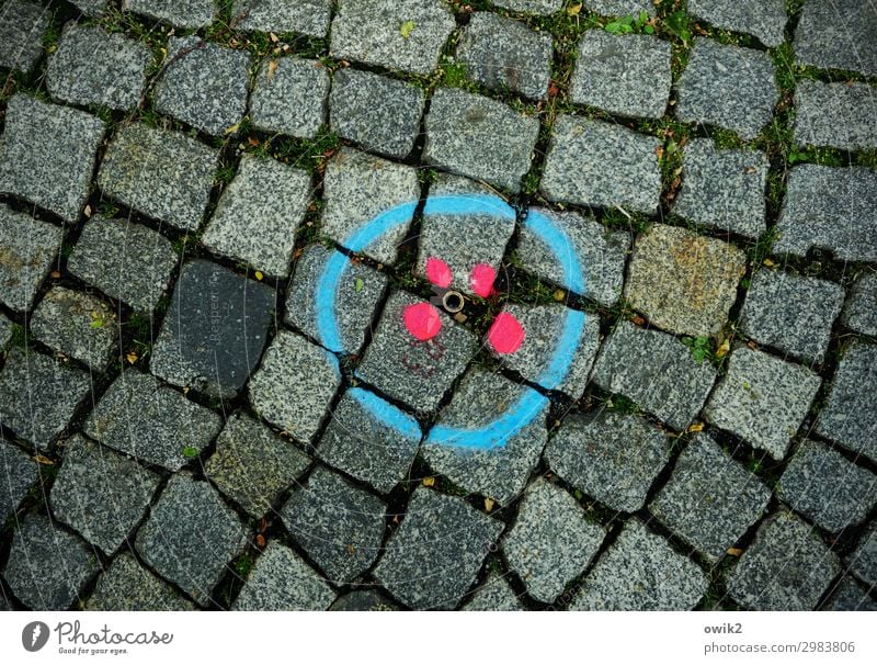 between us Transport Street Cobblestones Sign Graffiti Dark Simple Round Under Blue Red Arrangement Planning Precision Dye Bright Colours Circle Point