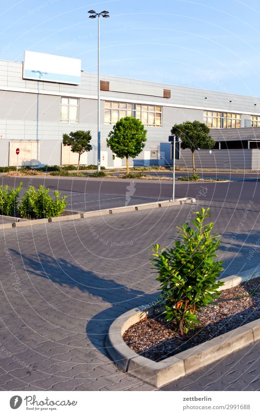 Weekend at the shopping centre Shopping malls Shopping center Markets Wholesale market Covered market Parking lot Places Deserted Empty Copy Space Strike