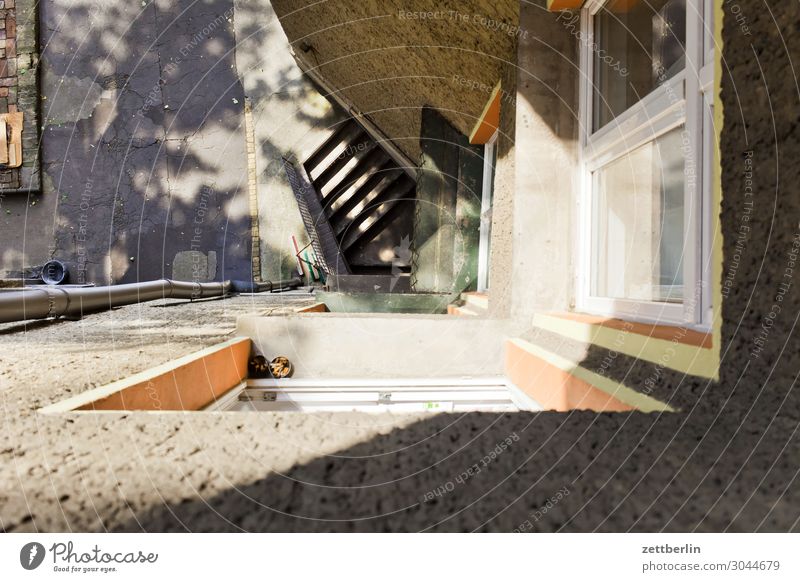 cellar entrance Old building Facade Window House (Residential Structure) Behind Alley Backyard Courtyard Interior courtyard Downtown Wall (barrier)