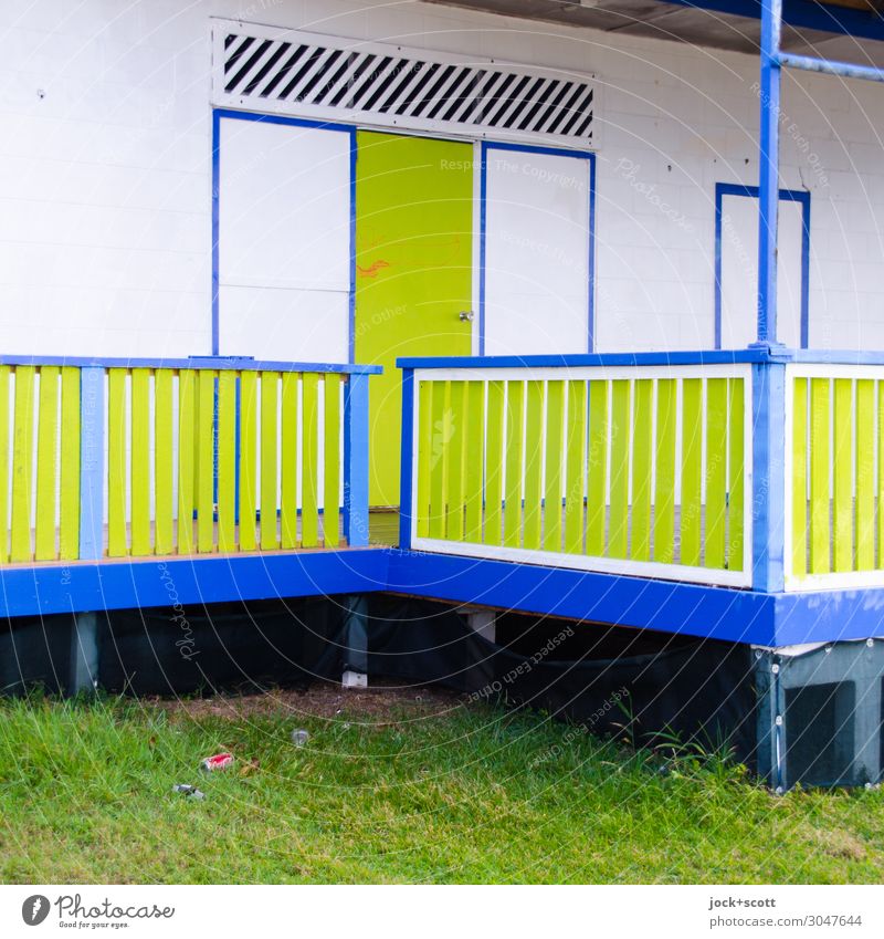 veranda Meadow Queensland Wooden house door Veranda rail Corner Authentic Sharp-edged Uniqueness Blue Green White Safety Style Closed Colour scheme