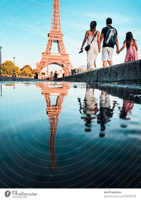 Eiffel Tower in Paris in summer Joerg farys theProjector the projectors wanderlust travel photography Deep depth of field Sunbeam Reflection Contrast Shadow