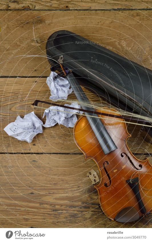 broken violin | Weltschmerz Music Violin Old Playing Sadness Broken Anger Brown Disappointment Distress Frustration End Destruction Violin bow Violin case