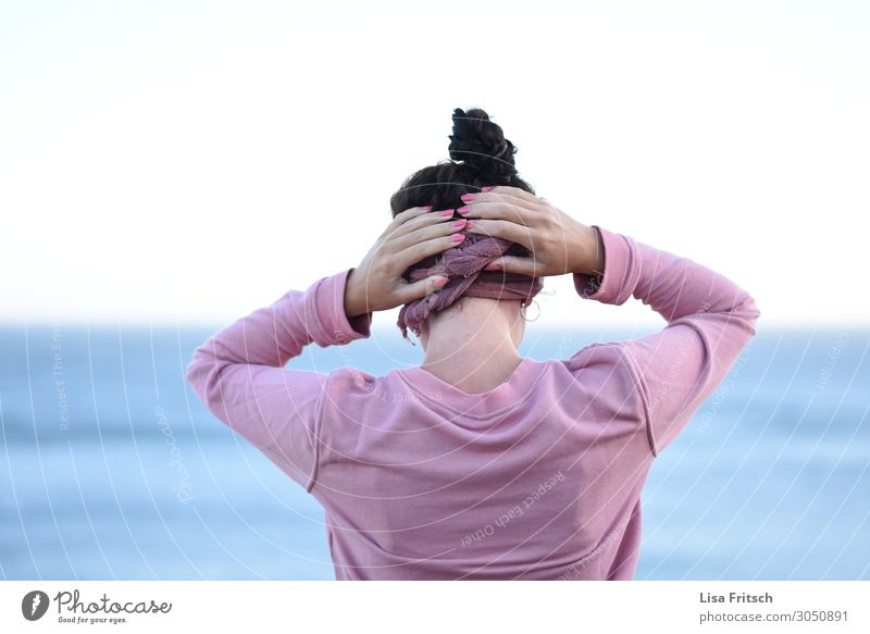 WOMAN - PINK - HANDS ON HEAD Beautiful Calm Vacation & Travel Tourism Far-off places Summer vacation Woman Adults 1 Human being 18 - 30 years