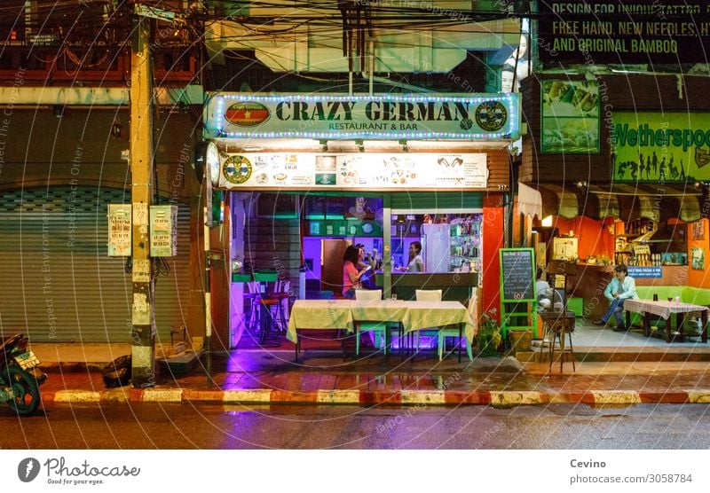 Shop in Bangkok at night SHOPPING Thailand crazy German Night life Night shot colourful light Tourism Exterior shot Neon sign Street Bistro Shopping Contrasts