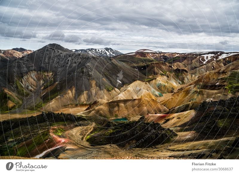 Mountain range in the Icelandic highlands Nature Landscape Earth Sand Air Clouds Peak Snowcapped peak Volcano Beautiful Far-off places Colour photo