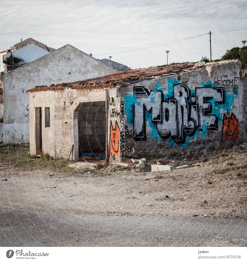 lost place. Style Tourism Living or residing Unemployment Village Fishing village Old town House (Residential Structure) Detached house Manmade structures