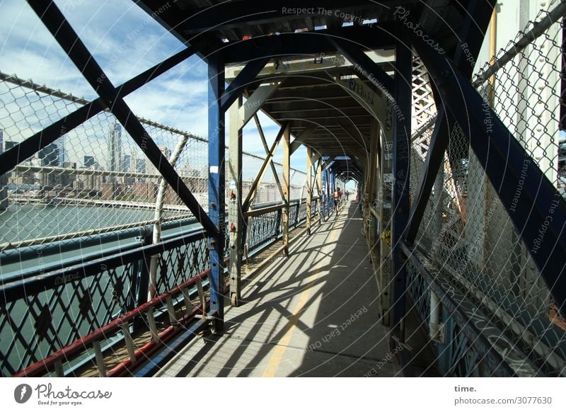 Sportsfriend | on the road again Fitness Sports Training Jogging Masculine Man Adults 1 Human being Sky Beautiful weather New York City Manhattan Bridge