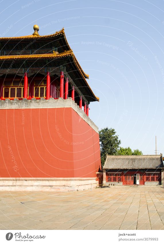 yin and yang Cinese architecture World heritage Cloudless sky Palace Facade Tourist Attraction Forbidden city Authentic Large Historic Small Original Red Might