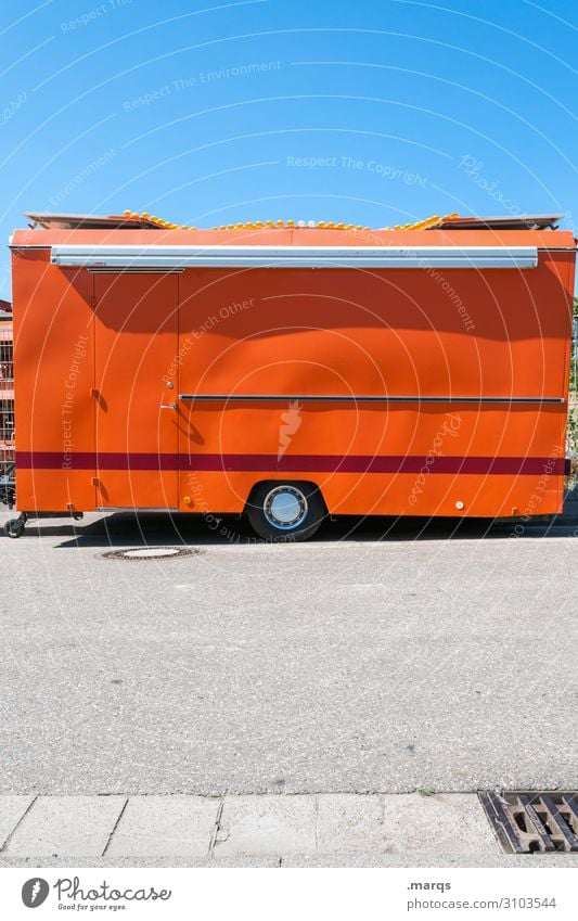 chip shop Farmer's market Market stall Trade Cloudless sky Street Trailer Stalls and stands Stripe Blue Orange Red Colour Colour photo Exterior shot Deserted