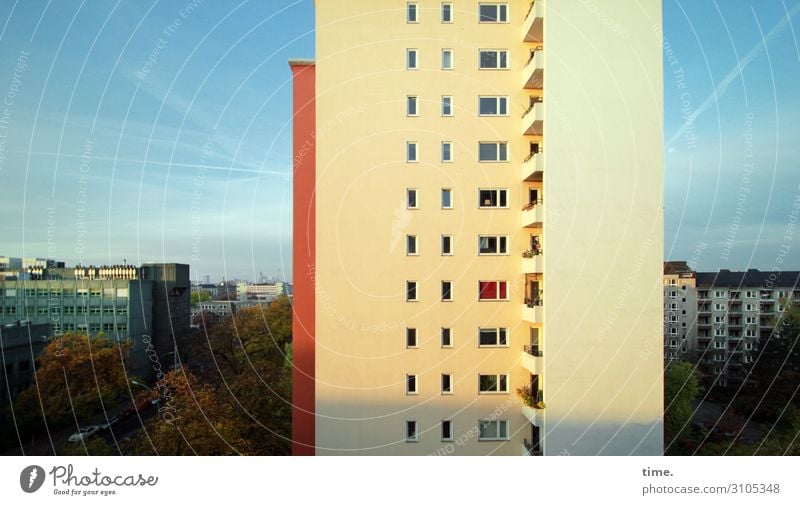 Berlin morning (I) Construction site Sky Horizon Beautiful weather Town Capital city Downtown Skyline House (Residential Structure) High-rise Manmade structures