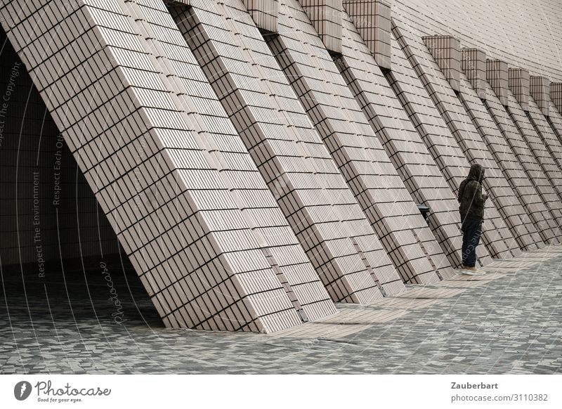 waiting City trip Human being Masculine 1 Museum Architecture Culture Hongkong Building Facade Tourist Attraction Wait Tall Cold Modern Gray White Secrecy