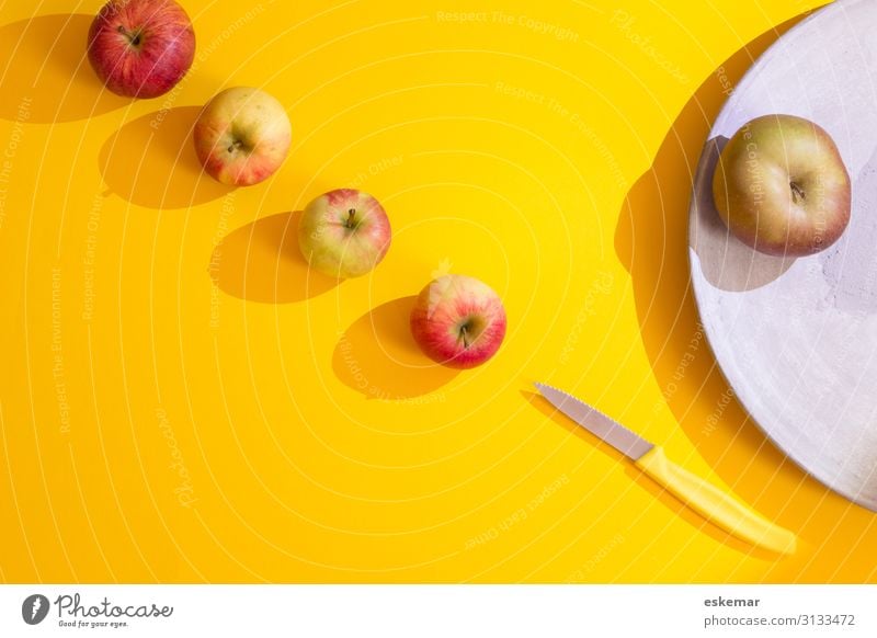 apples Food Fruit Apple Nutrition Organic produce Vegetarian diet Diet Fresh Healthy Delicious Many Yellow Red To enjoy Multiple flatlay knolling Still Life