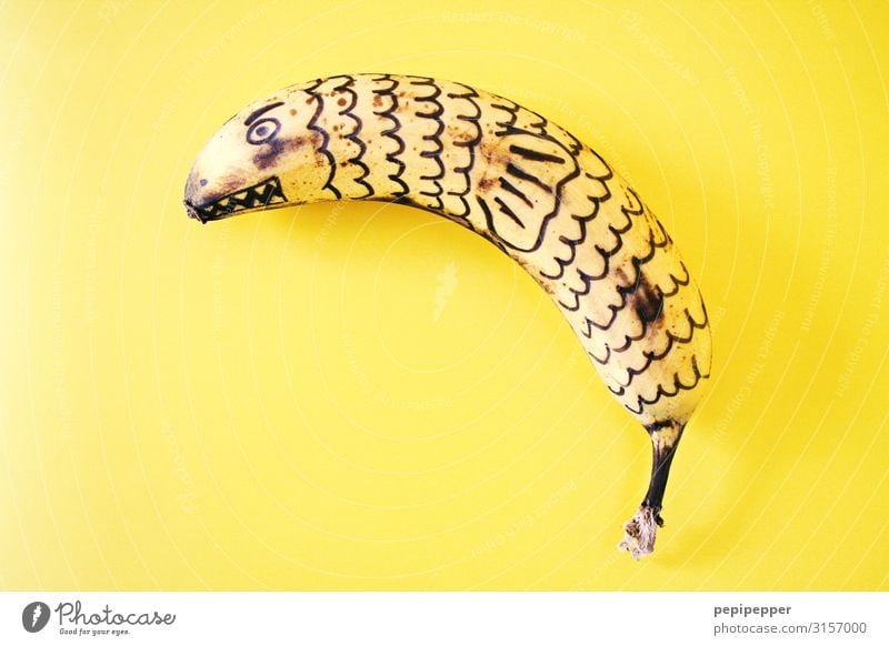 banana fish Food Fruit Banana Nutrition Organic produce Vegetarian diet Work of art Animal Fish 1 Ornament Aggression Yellow Colour photo Interior shot