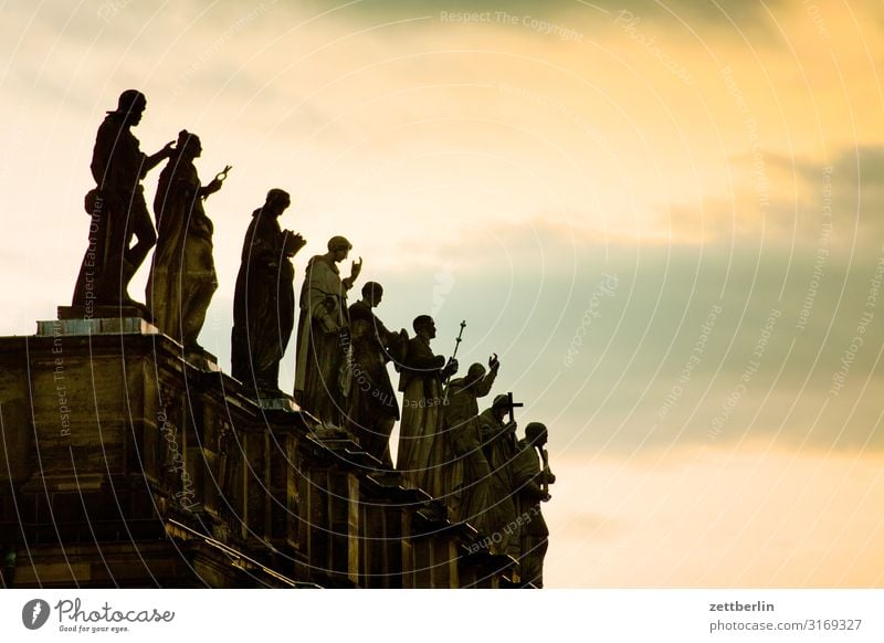 Figures on the roof Old town Ancient Architecture Baroque Dresden Classical Culture Capital city Travel photography Residenzschloss Saxony Town City trip