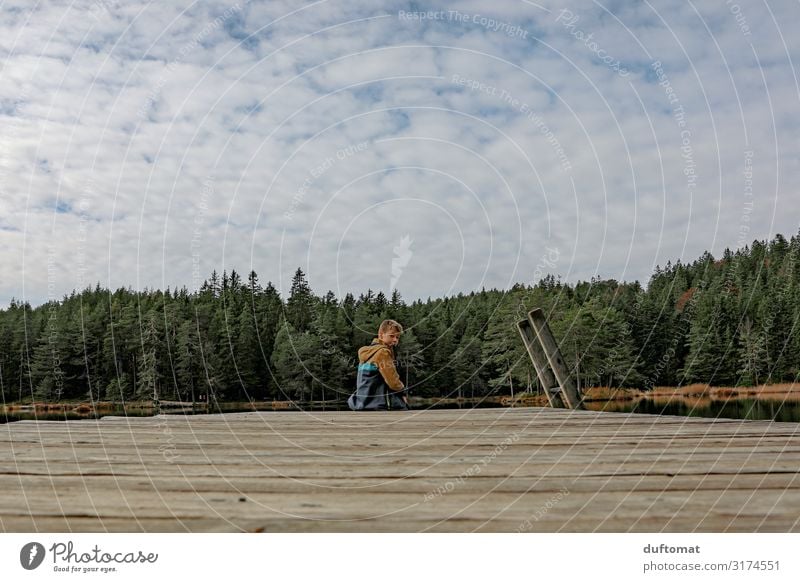 Can you hear the silence? Masculine Boy (child) Infancy 1 Human being 8 - 13 years Child Environment Nature Landscape Water Clouds Horizon Autumn Tree Alps