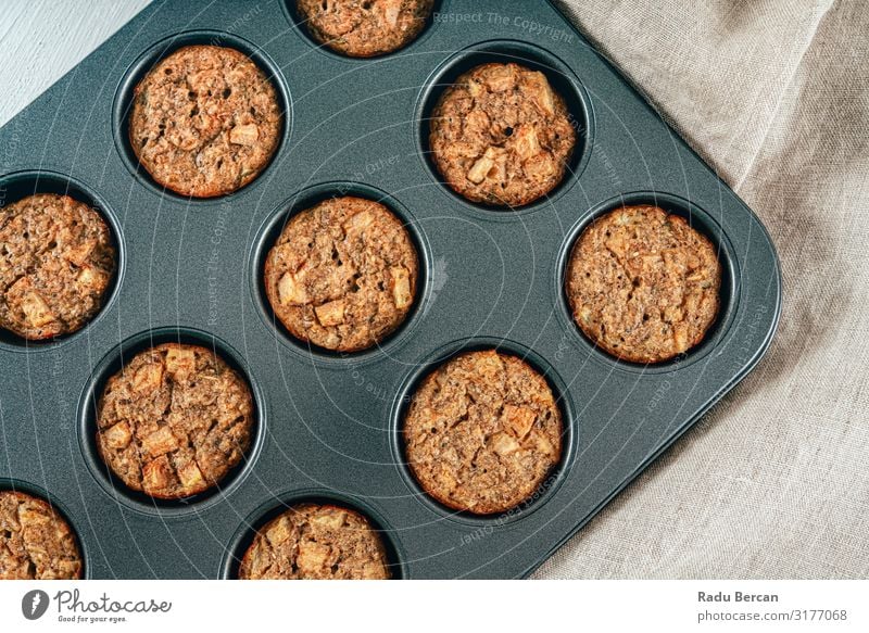 Pear, Cinnamon And Walnut Mini Breakfast Bites Fresh Baked goods Healthy Close-up Baking Dinner Cooking Gourmet Diet Brown Small Bakery Eating Natural Filling