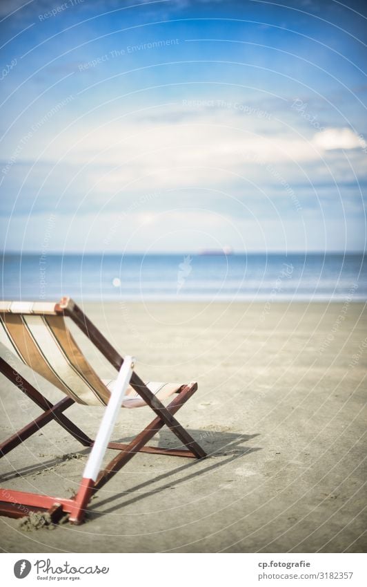 Sun deck no. 2 Vacation & Travel Summer Summer vacation Sunbathing Beach Ocean Waves Beautiful weather North Sea Joie de vivre (Vitality) Anticipation Deckchair