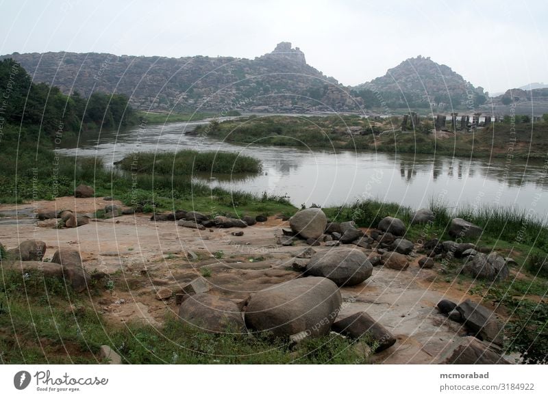 River and Rocky Mountains Landscape Brook Peace stream Waterway watercourse Tungabhadra Flow current Course (flight) Zigzag Winding serpentine Meandering Stony