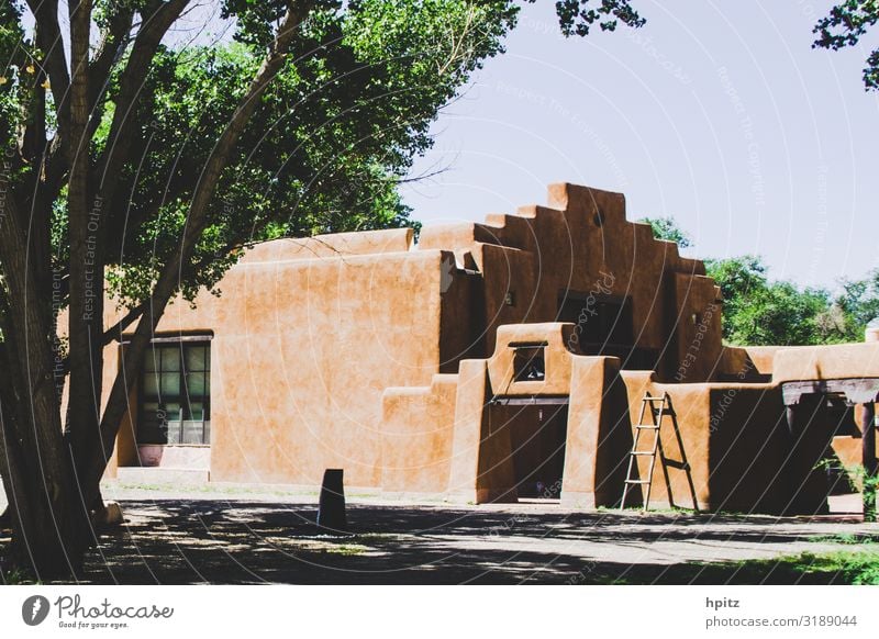 Ghost Ranch Village Deserted House (Residential Structure) Building Facade Old Authentic Historic Warmth Brown Yellow Green Contentment Safety Warm-heartedness