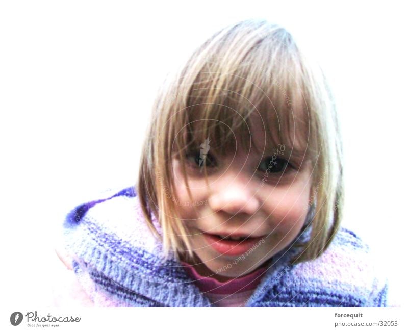 Starlings forward Girl Portrait photograph Face of a child 3 - 8 years Bright background Blonde Haircut Shock of hair Strand of hair Smooth hair