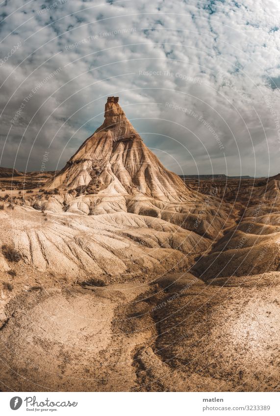 In the desert Nature Landscape Sand Sky Clouds Horizon Summer Climate Beautiful weather Drought Hill Desert Natural Blue Brown White Sparse Washed out Sediment