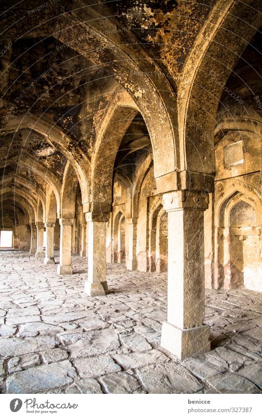 temple Monument Ruin Column Church India Delhi Travel photography Manmade structures House (Residential Structure) Past Calm Deserted Old Historic Castle Palace